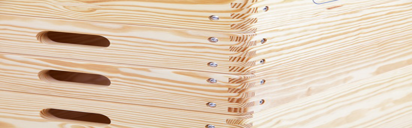 ארגזים|ספסלים|סולמות